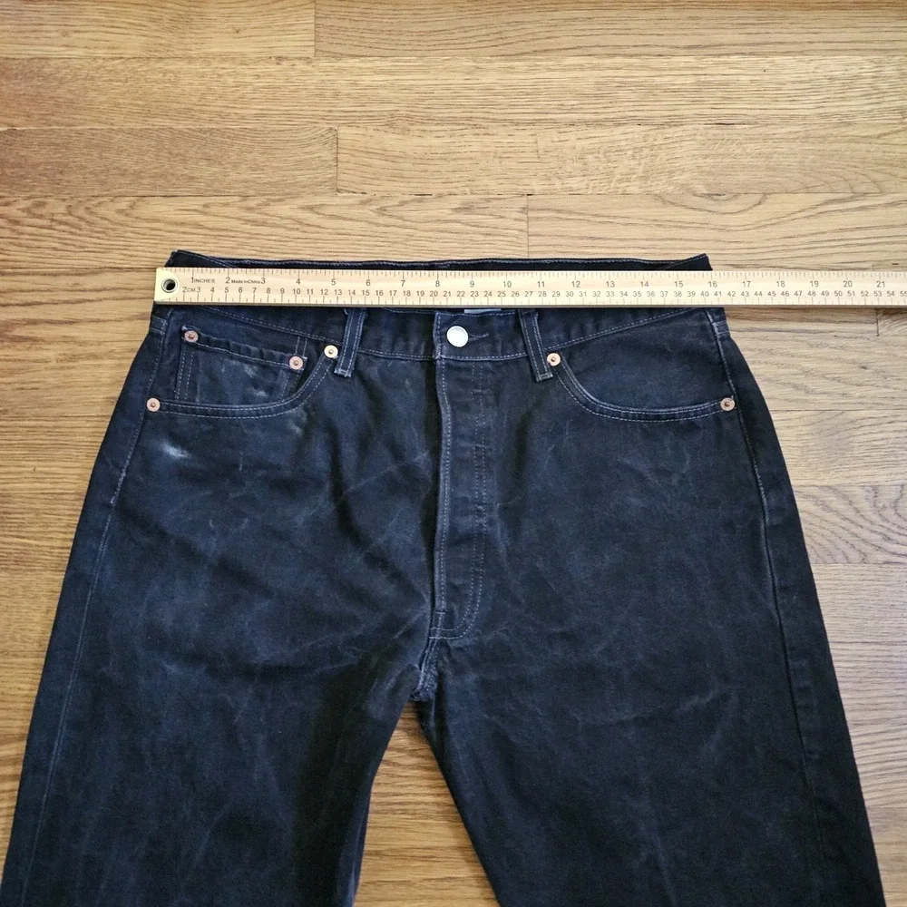 VTG Levis 501 Jeans Mens 34×32(32×32) Black Straight Button Fly Whiskers Y2K